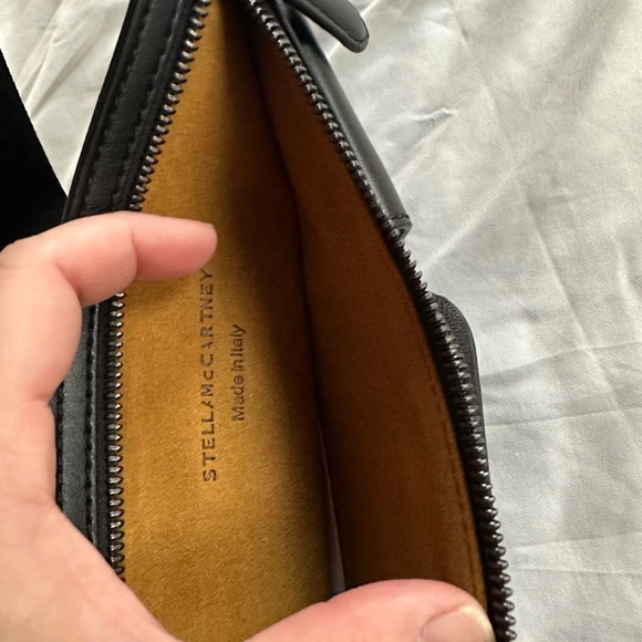 Stella McCartney BUM leather bag. NEW comes with dust bag and tag. - Picture 7 of 11